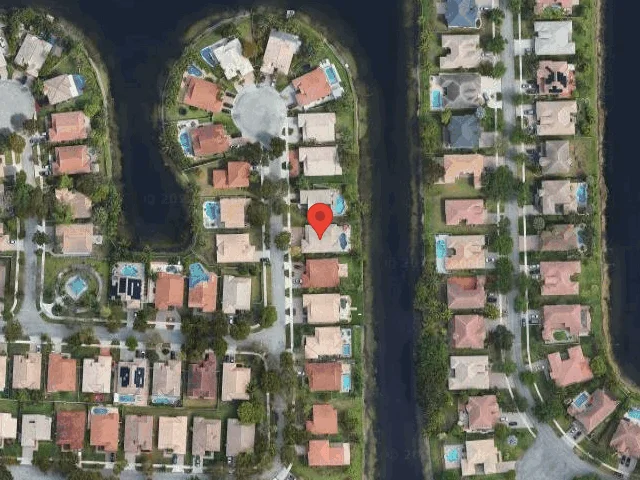 House image located at Hollywood, FL 33027