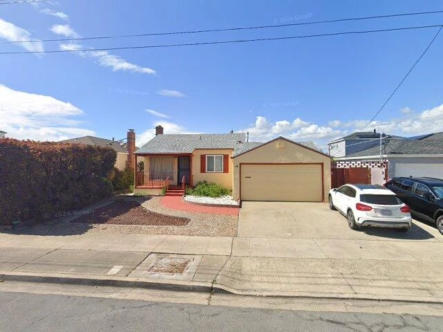House image located at San Leandro, CA 94577