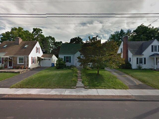 House image located at Manchester, CT 06040