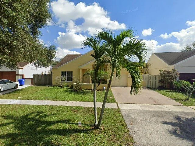 House image located at Hollywood, FL 33025