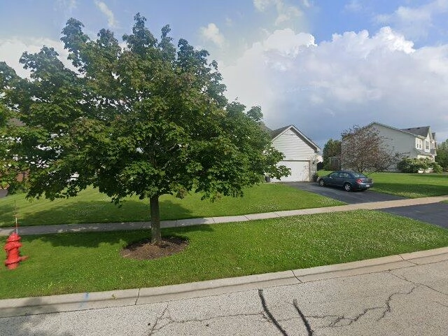 House image located at Round Lake, IL 60073