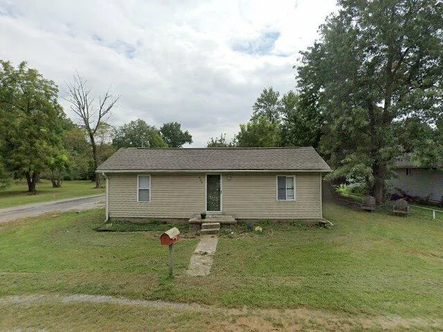 House image located at West Frankfort, IL 62896