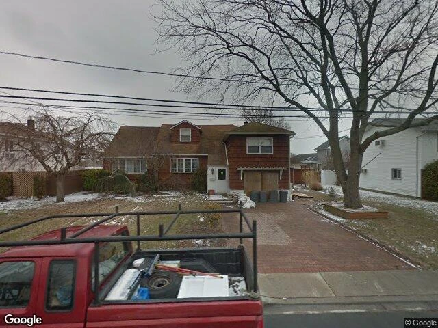 House image located at Island Park, NY 11558