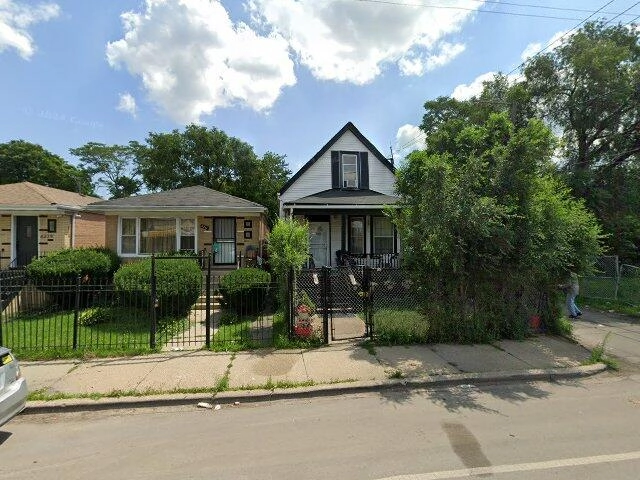 House image located at Chicago, IL 60636