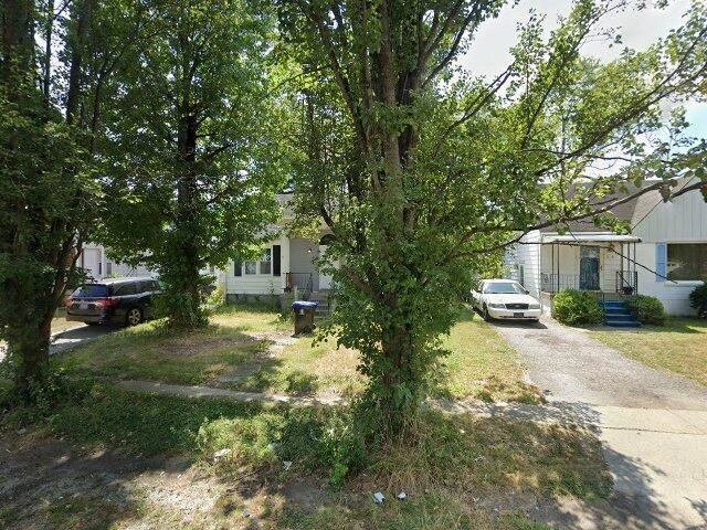 House image located at Louisville, KY 40214
