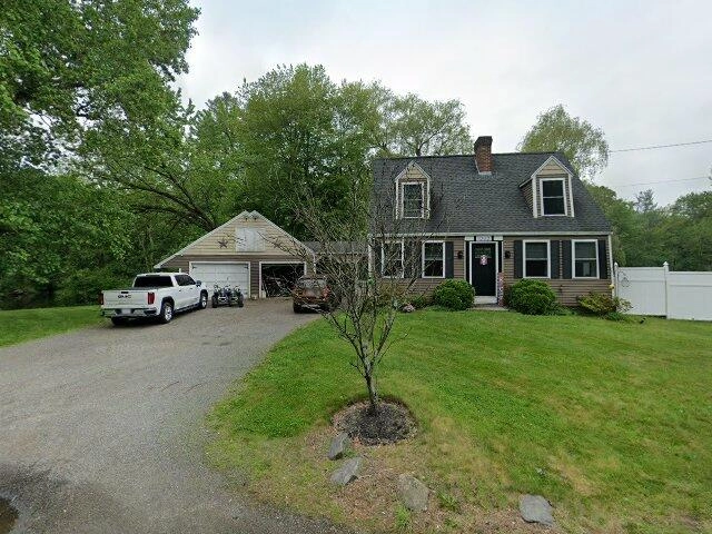 House image located at Dracut, MA 01826