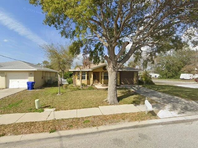 House image located at Largo, FL 33774