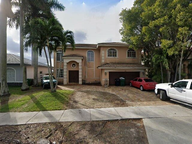 House image located at Miami, FL 33196