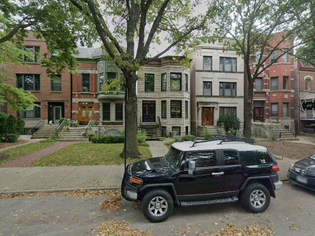 House image located at Chicago, IL 60607