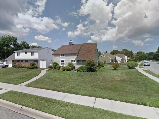 House image located at Levittown, NY 11756