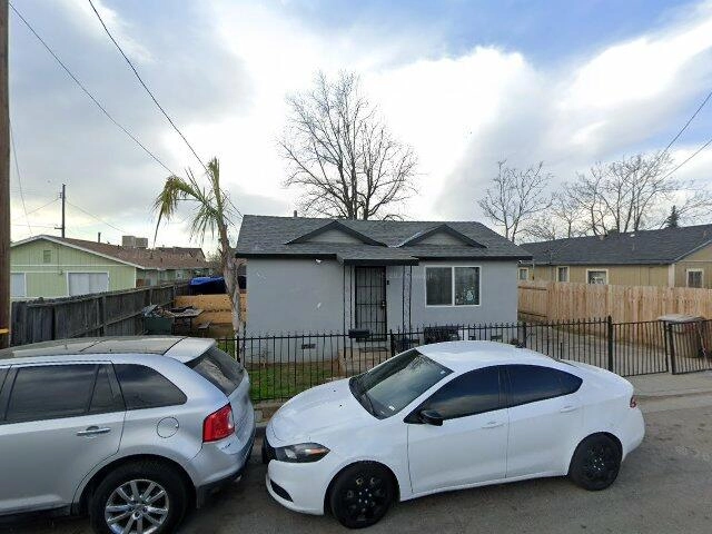 House image located at Bakersfield, CA 93307