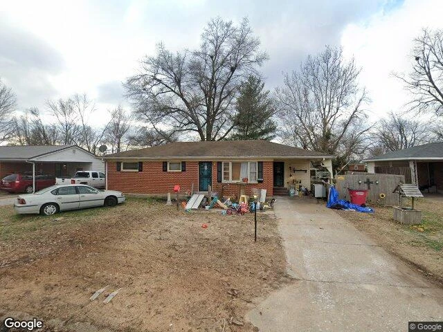 House image located at Sikeston, MO 63801