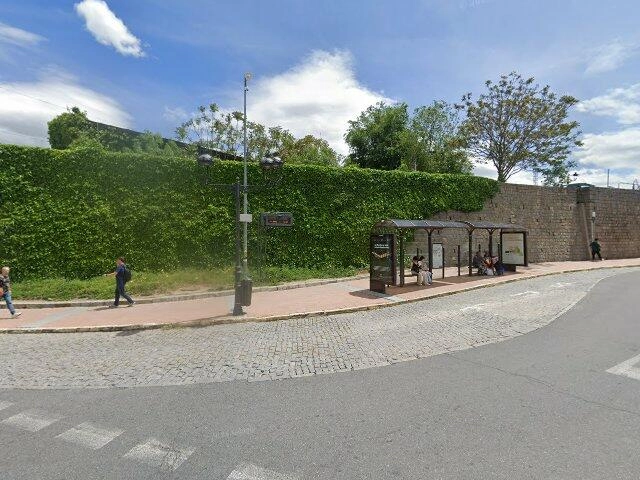 House image located at Tampa, FL 33613