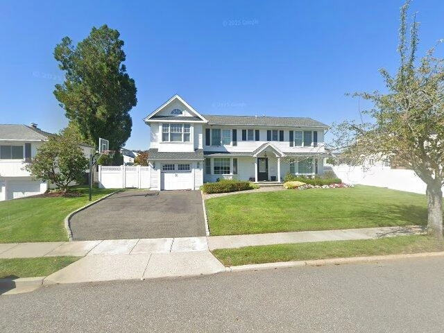 House image located at Jericho, NY 11753