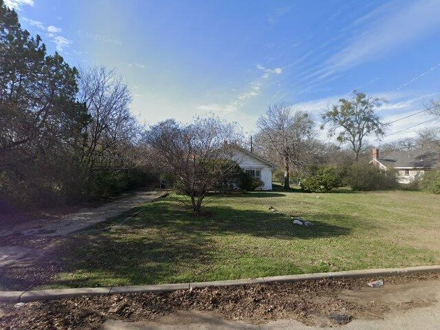 House image located at Fort Worth, TX 76112