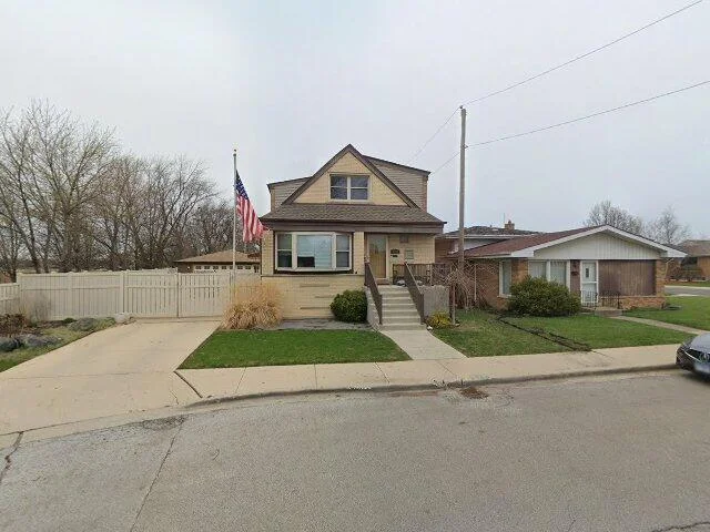House image located at Chicago, IL 60655