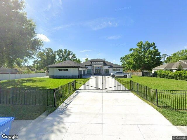 House image located at Valrico, FL 33596