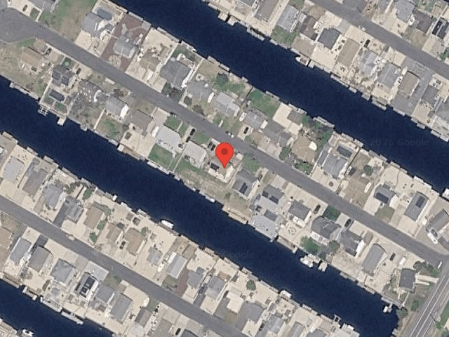 House image located at Tuckerton, NJ 08087