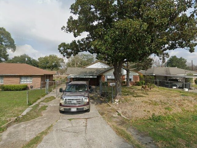 House image located at Houston, TX 77076