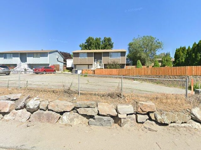 House image located at East Wenatchee, WA 98802