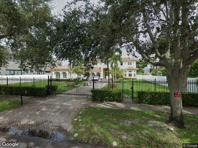 House image located at Miami, FL 33162