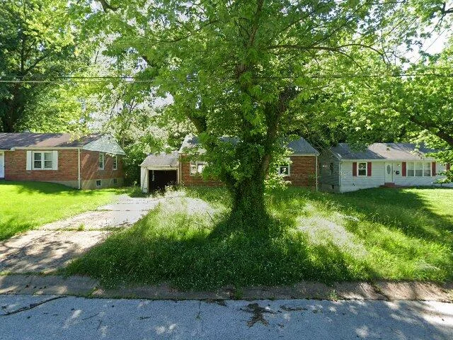House image located at Saint Louis, MO 63135