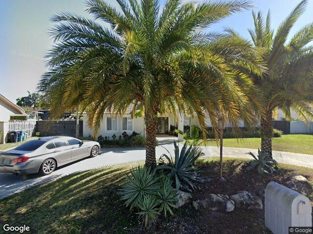 House image located at Miami, FL 33187