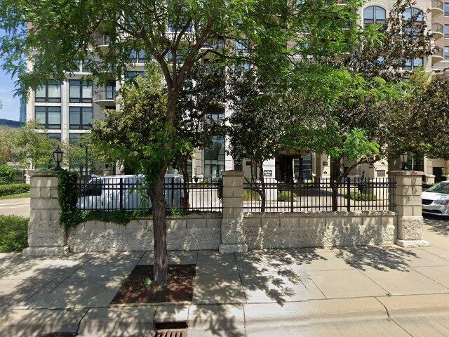 House image located at Minneapolis, MN 55404