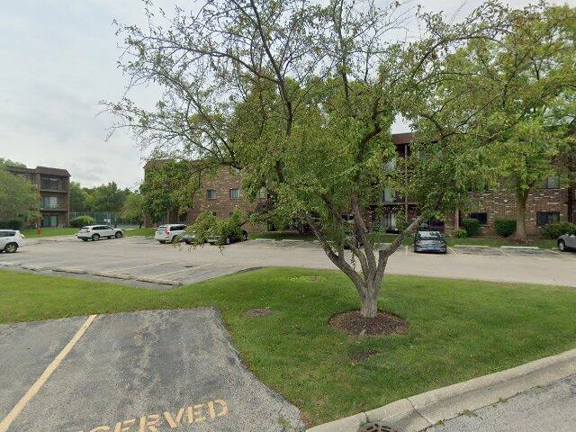 House image located at Glenview, IL 60025