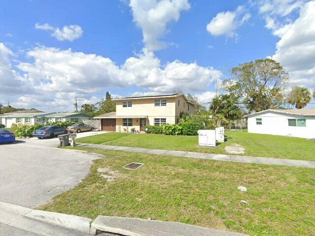 House image located at West Palm Beach, FL 33407