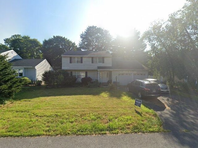 House image located at Glenmont, NY 12077