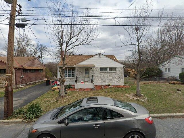 House image located at Reading, PA 19601