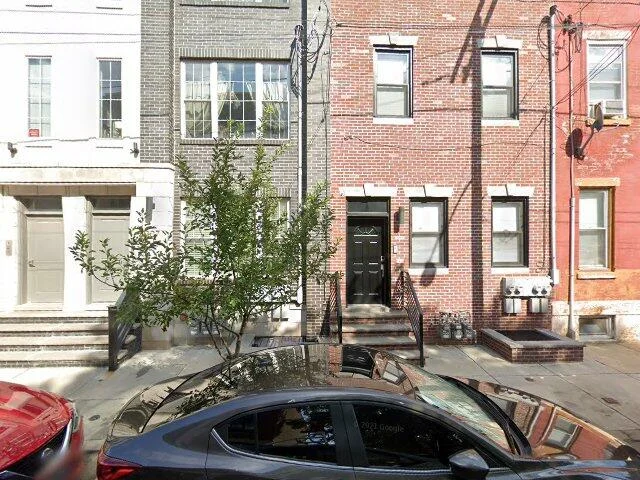 House image located at Philadelphia, PA 19122