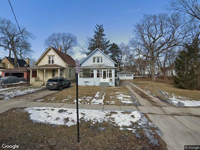 House image located at Elgin, IL 60120