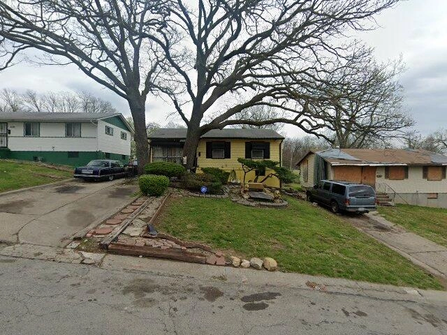 House image located at Kansas City, MO 64128