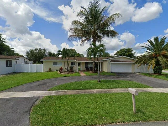 House image located at Hollywood, FL 33026