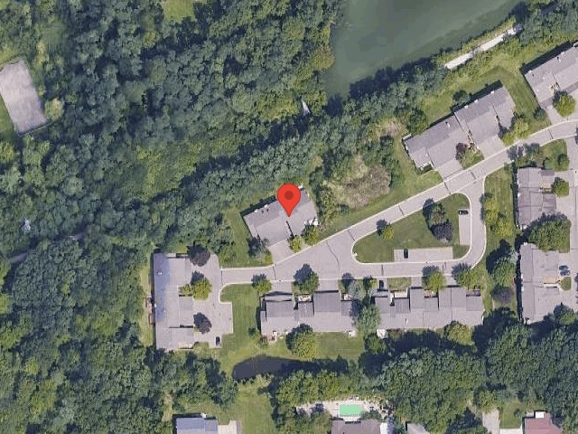 House image located at West Bloomfield, MI 48323