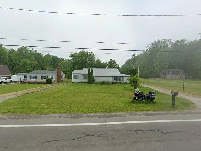 House image located at Geneva, OH 44041