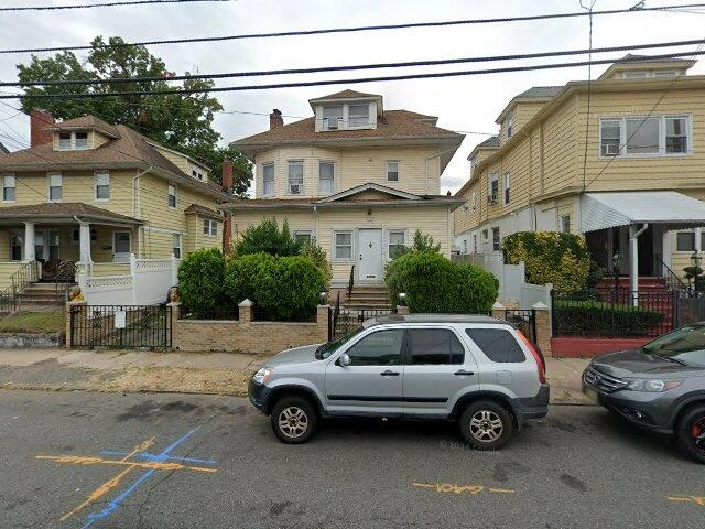 House image located at Paterson, NJ 07504