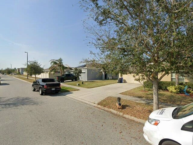 House image located at Ruskin, FL 33570