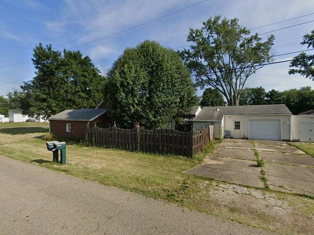 House image located at Louisville, OH 44641