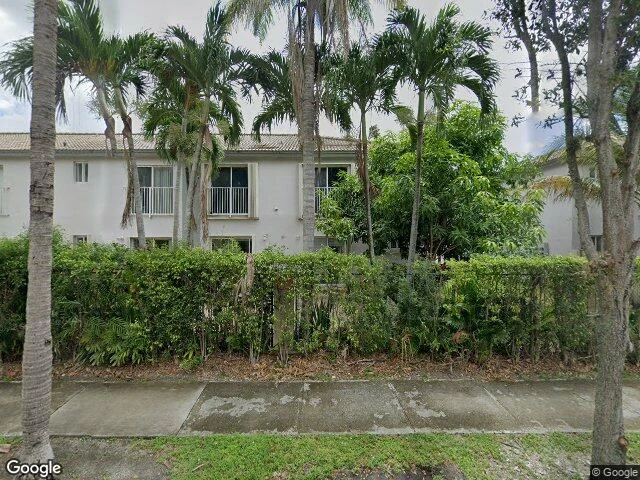 House image located at Miami, FL 33178