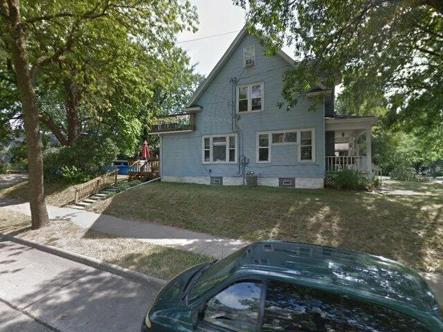House image located at Minneapolis, MN 55418