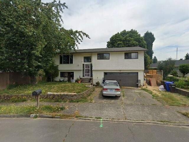 House image located at Gresham, OR 97030