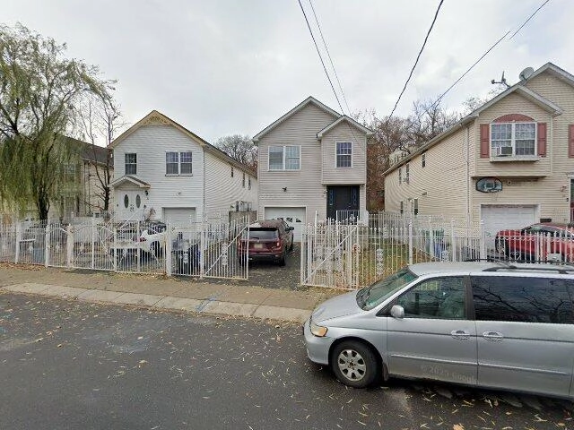 House image located at Newark, NJ 07104