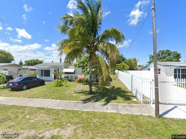 House image located at Miami, FL 33179