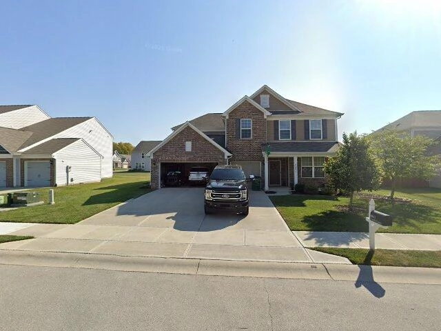 House image located at Brownsburg, IN 46112