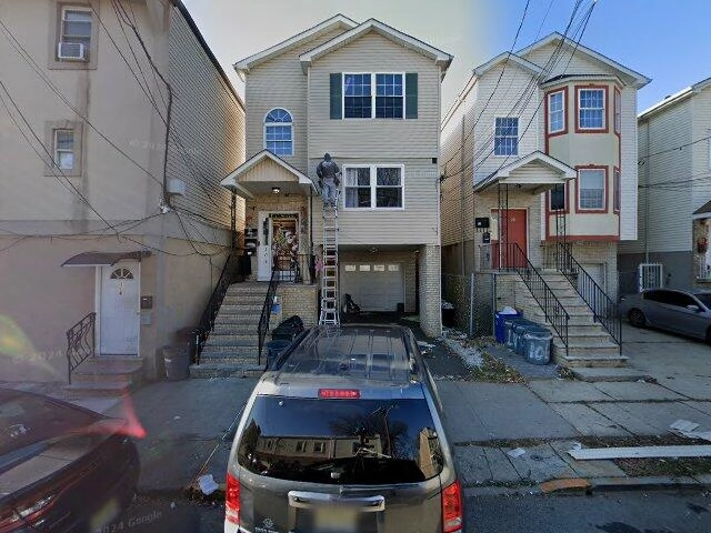 House image located at Elizabethport, NJ 07206