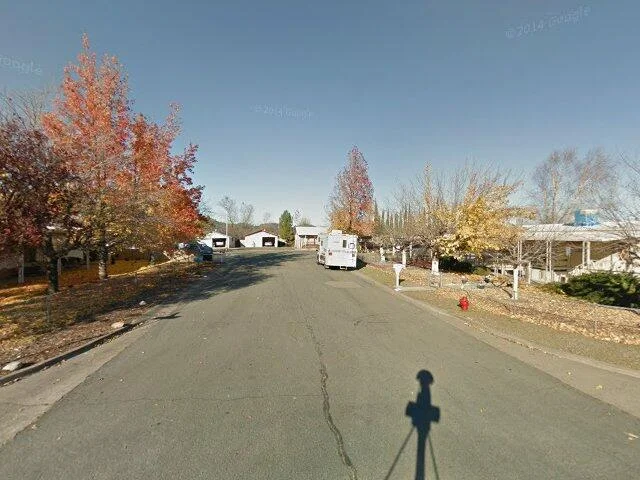 House image located at Redding, CA 96003