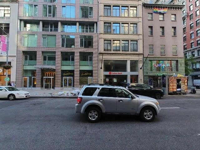 House image located at New York, NY 10016